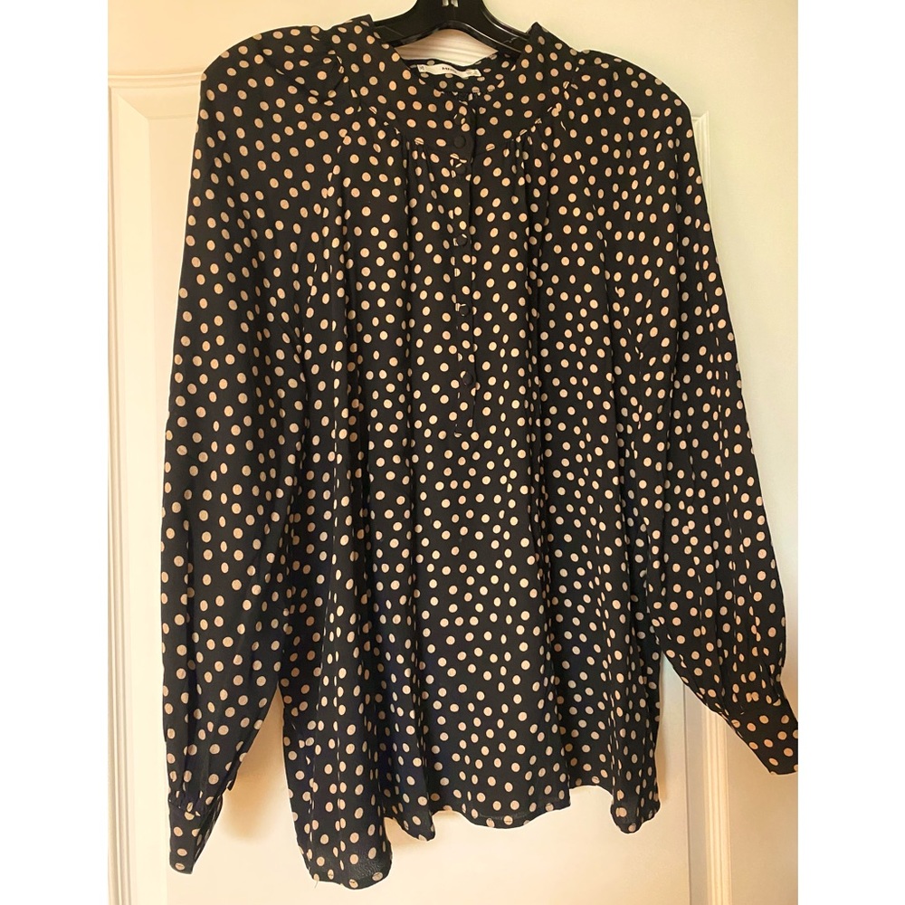 NWOT Mango MNG Women’s Flowy Blouse